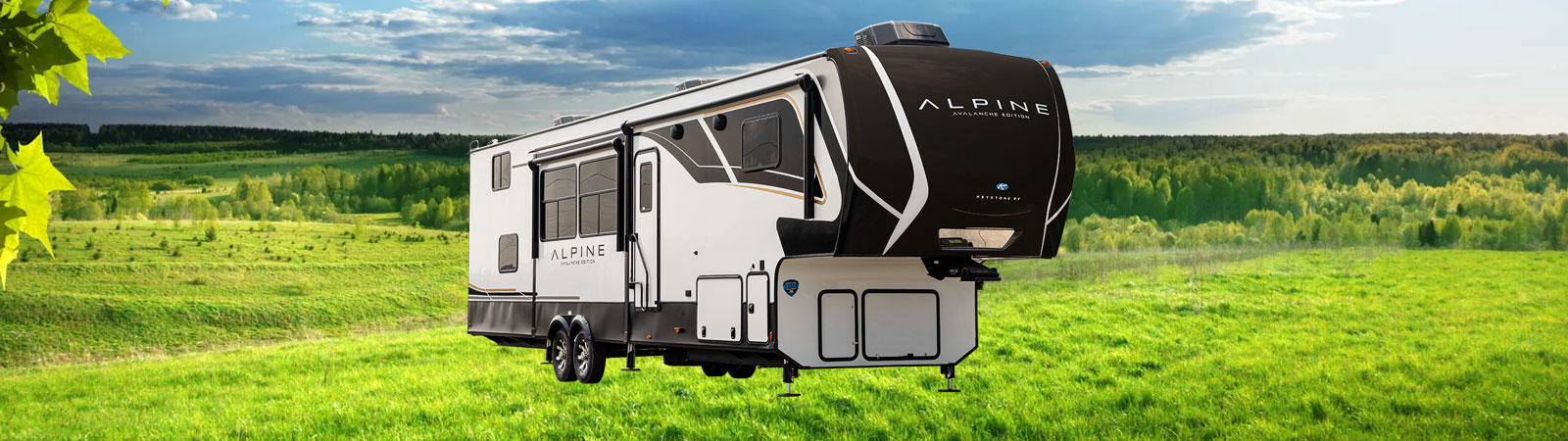 New Keystone RV Avalanche Fifth Wheel for Sale in Beloit Kansas USA