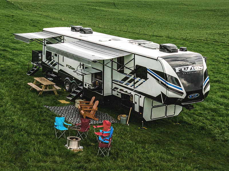 New Keystone RV Fuzion Toy Hauler Fifth Wheel Exterior Design and Features